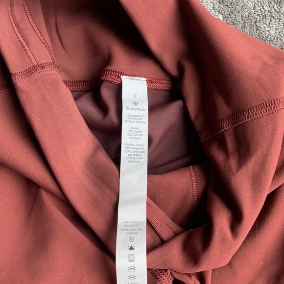 Womens lululemon leggings! - Picture 4 of 7